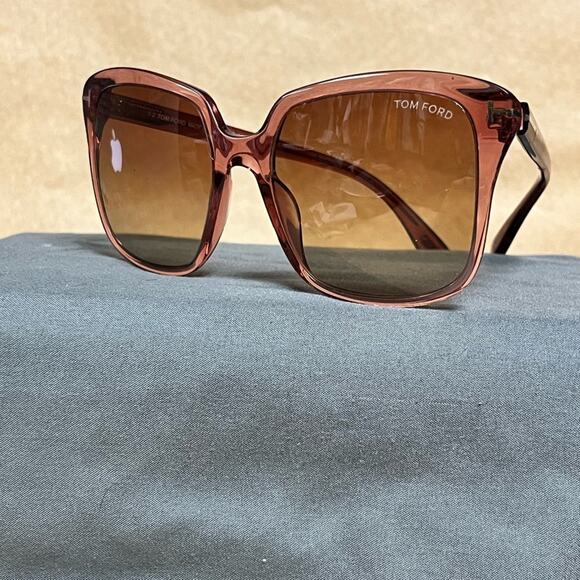 Tom Ford Pink Gradient Oversized Sunglasses - Picture 8 of 10